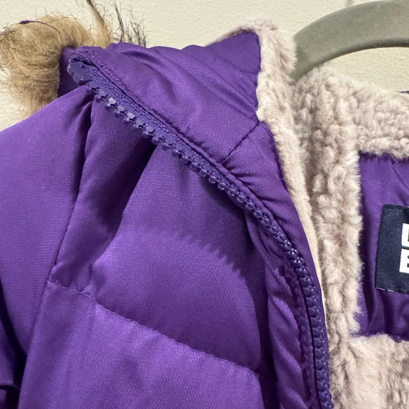 Lands' End Girls Winter Fleece Lined Down Alternative ThermoPlume Coat - Picture 5 of 7